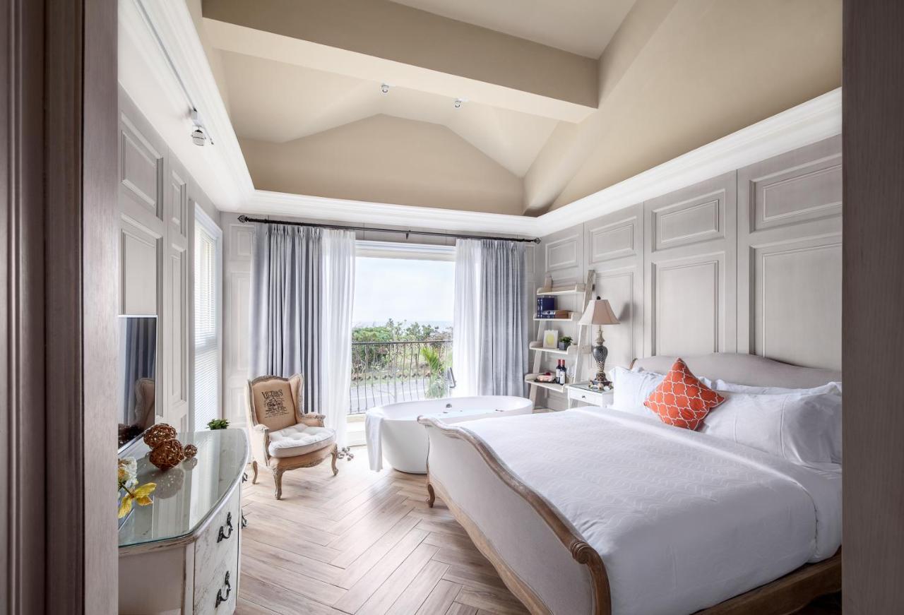 Coastal Lighting Villa Shanjiao Экстерьер фото